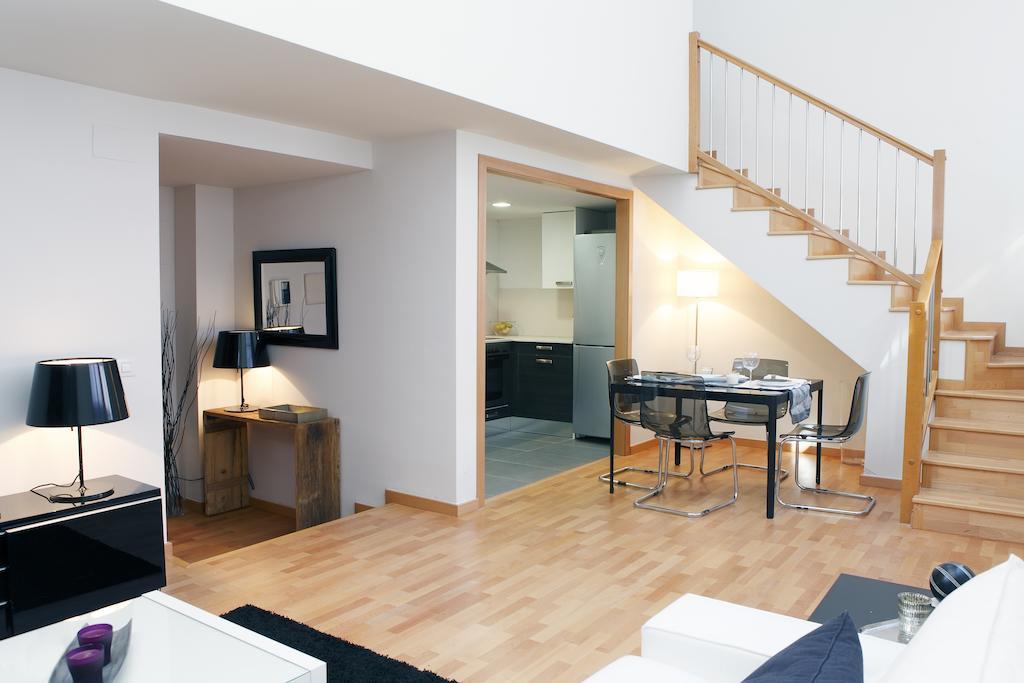 Fira Duplex Lejlighed L'Hospitalet de Llobregat Værelse billede